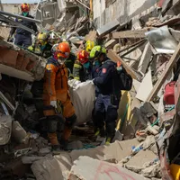 Reportan heridos y daños en edificios públicos por el terremoto de magnitud 7.2 en Perú