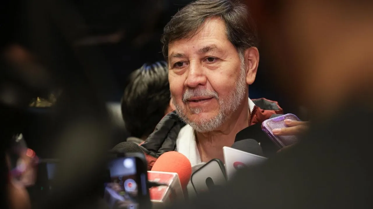 Fernández Noroña se despide de la presidencia del Senado