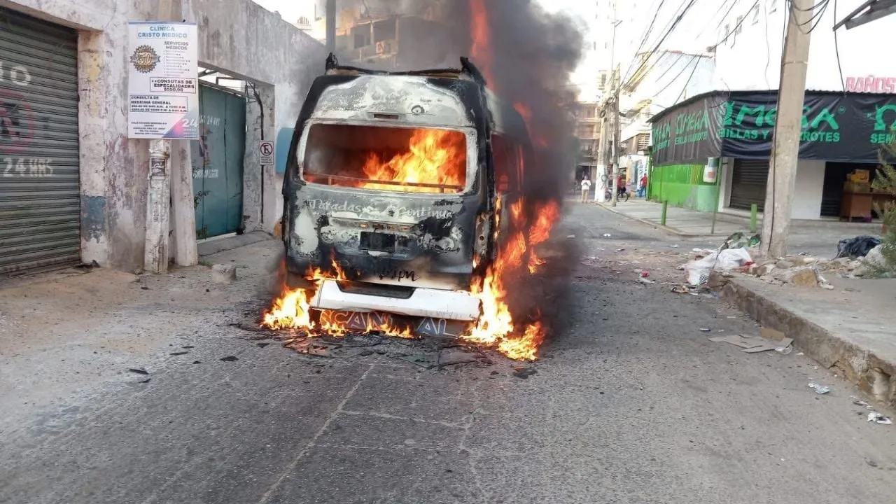 Violencia en Acapulco no para ni es Semana Santa: 17 asesinatos y quema de transporte público