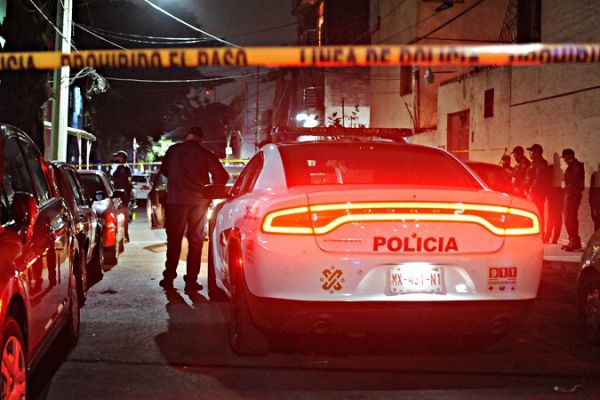 Con las manos en la masa: detienen a 4 con arma en CDMX