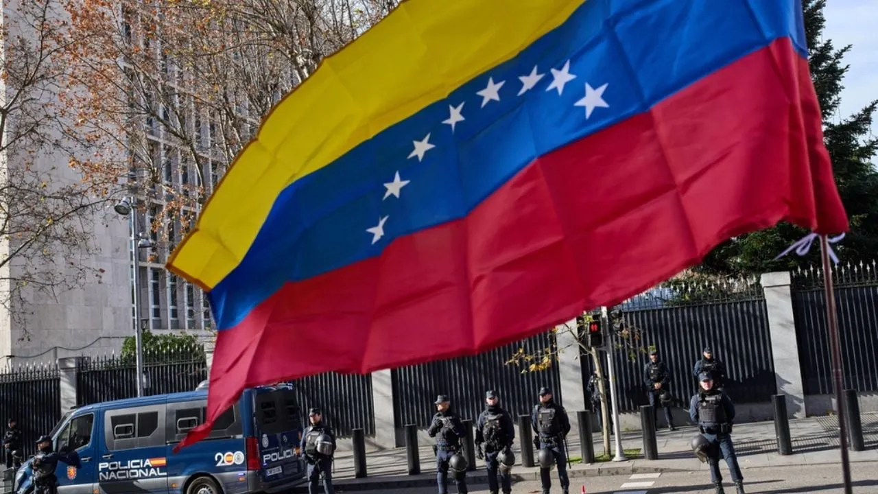 México y cinco países iberoamericanos piden resolver crisis venezolana sin injerencias externas