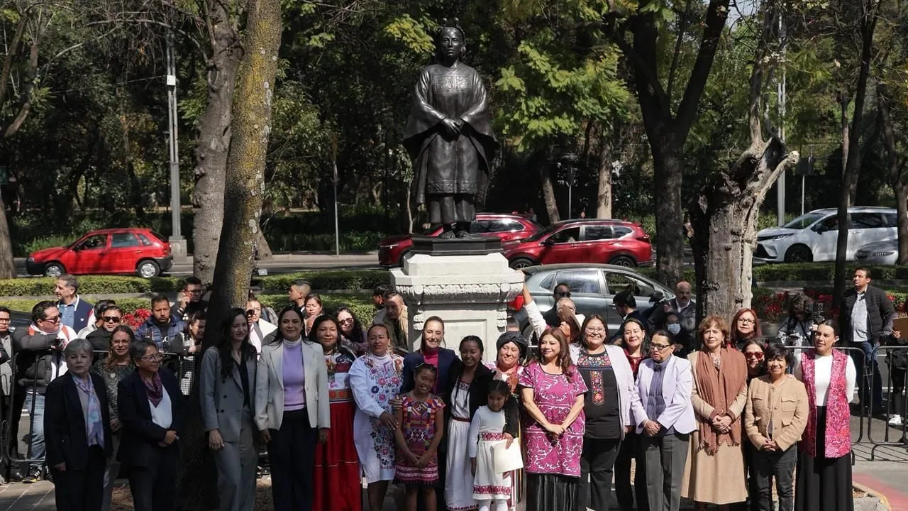 “Justicia histórica”: Sheinbaum devela monumentos a mujeres indígenas