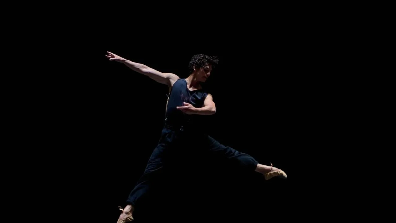 Una ley de mecenazgo para impulsar las industrias creativas: el bailarín Isaac Hernández