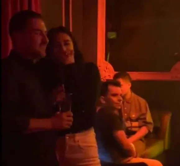 Captan a Miguel Ángel Yunes Márquez en un cabaret (Video)