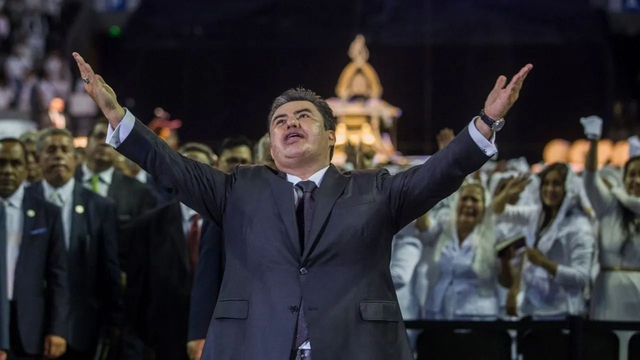 Revocan “carpetazo” y ordenan reabrir investigación contra Naasón Joaquín, líder de La Luz del Mundo