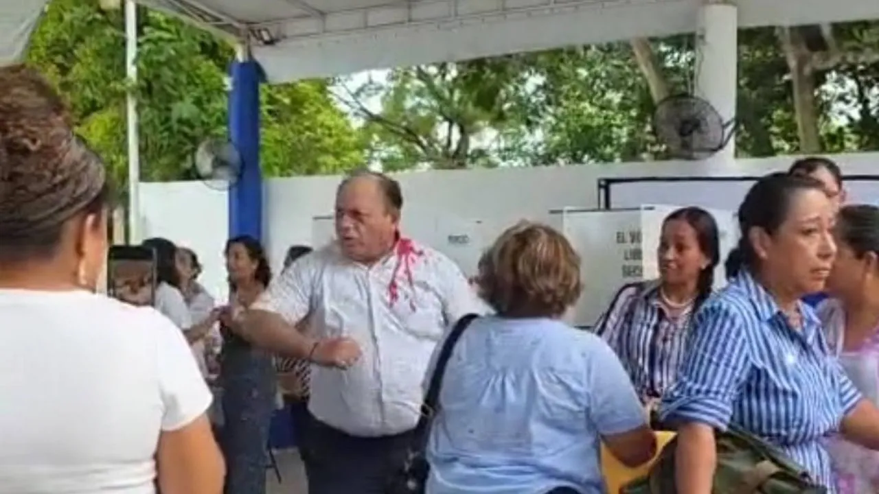 Panistas terminan a golpes en elección interna en Chetumal (Videos)