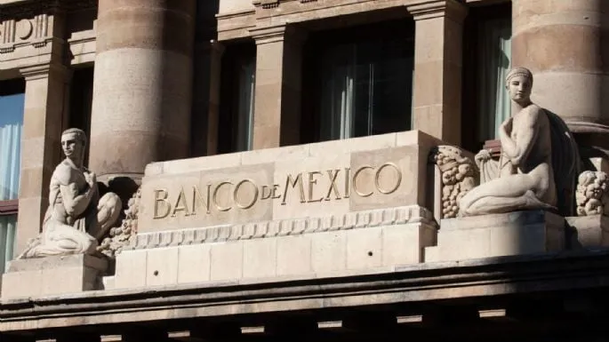 El mercado financiero de México empeora sus previsiones de crecimiento del PIB y de inflación