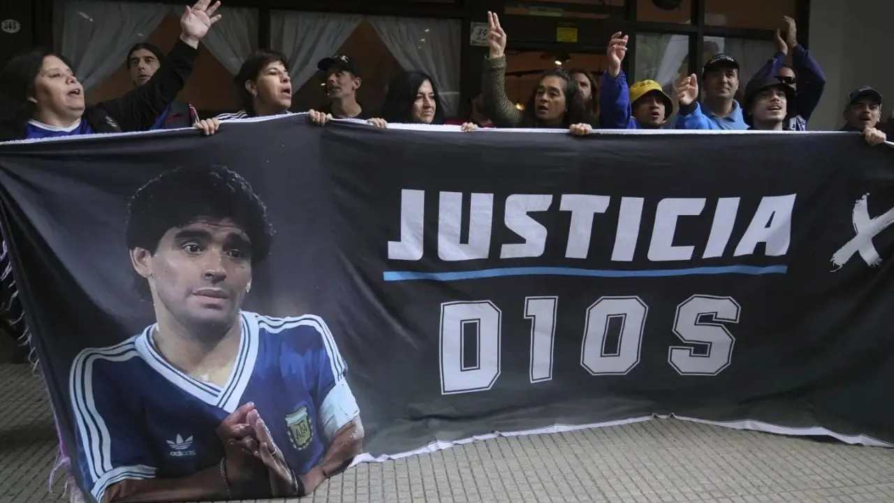 Maradona: juicio revela las decisiones médicas que pudieron llevar a su muerte