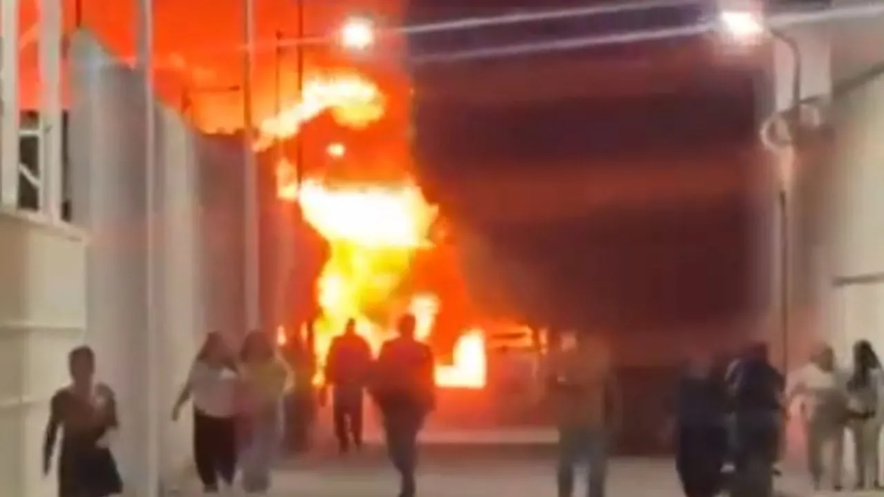 Explota bodega usada para almacenar huachicol en Villagrán, Guanajuato (Video)