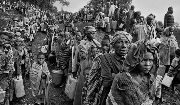 La masacre de los tusis, el genocidio de Ruanda.