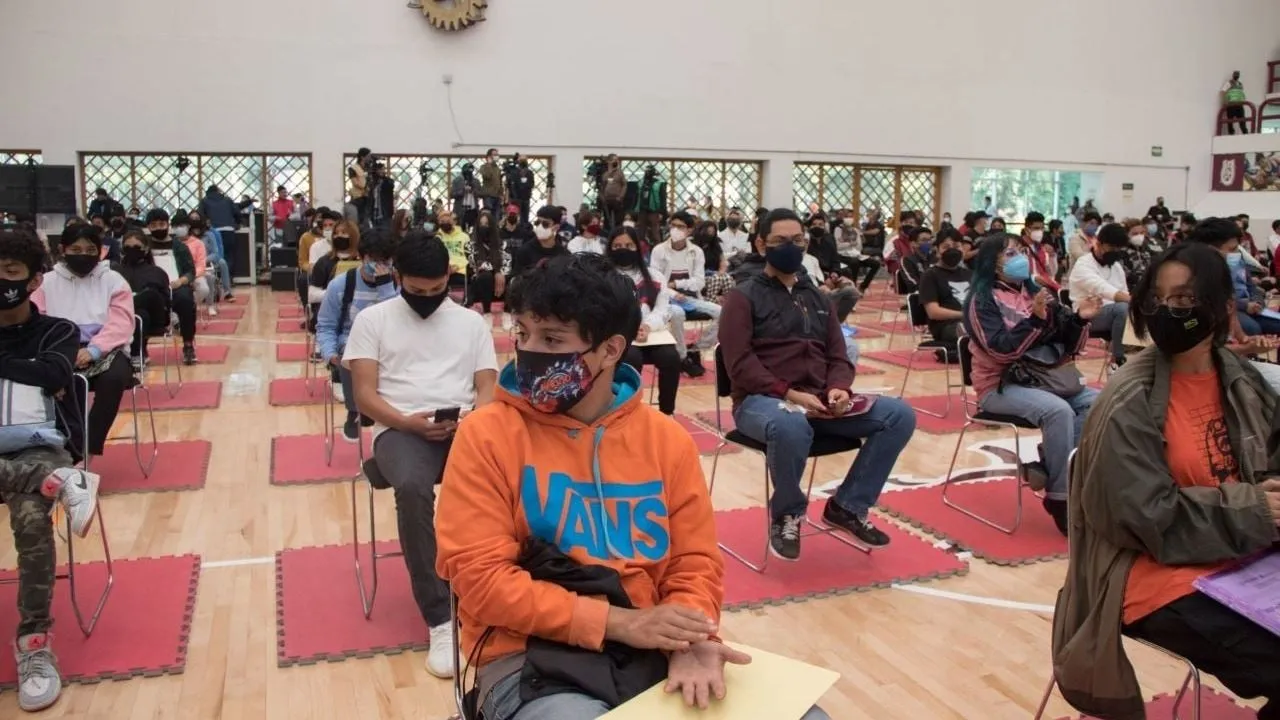 Consulta a bachilleres: piden mejor infraestructura y más atención al consumo de drogas