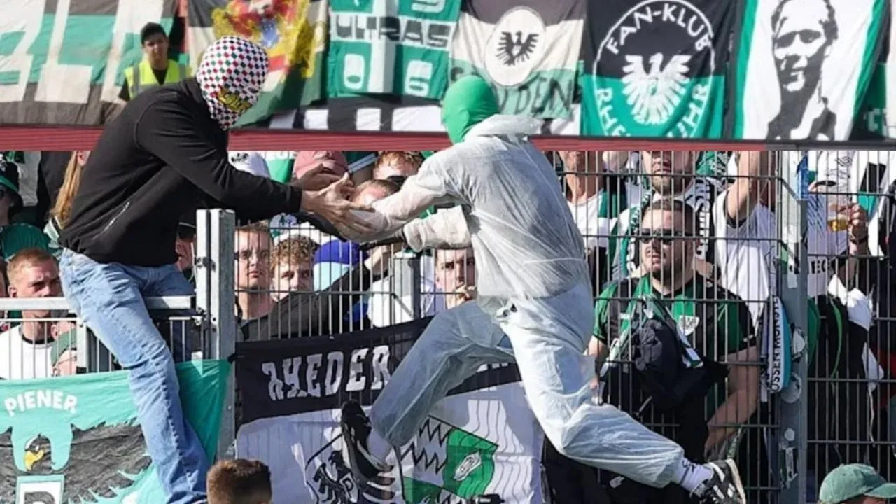 Aficionados en futbol alemán desconectan VAR para evitar que marquen penalti a su equipo (Video)