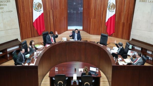 TEPJF retrasa caso de Pío López Obrador