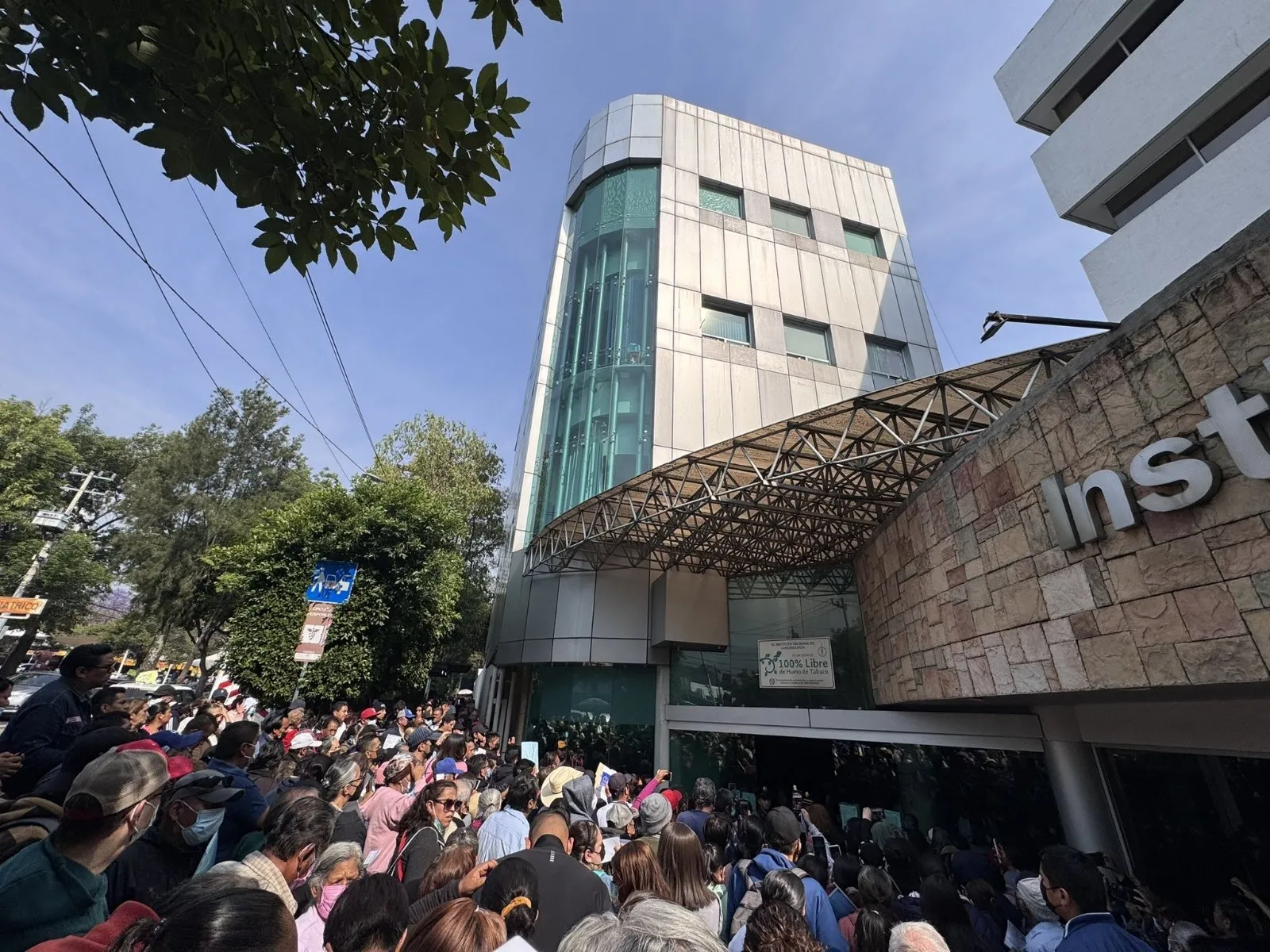 Apagón en el Instituto Nacional de Cancerología obliga a suspender consultas