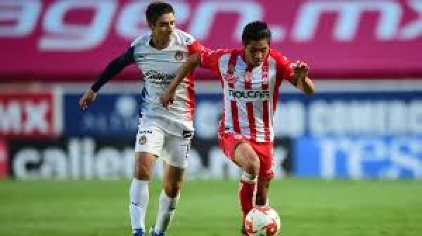 Necaxa le regaló la victoria a Chivas para la Liguilla