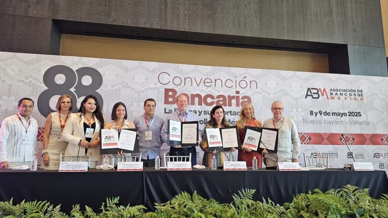 Sin el Fobaproa, la crisis de 1994 hubiera sido peor; banqueros insisten en seguir pagándolo
