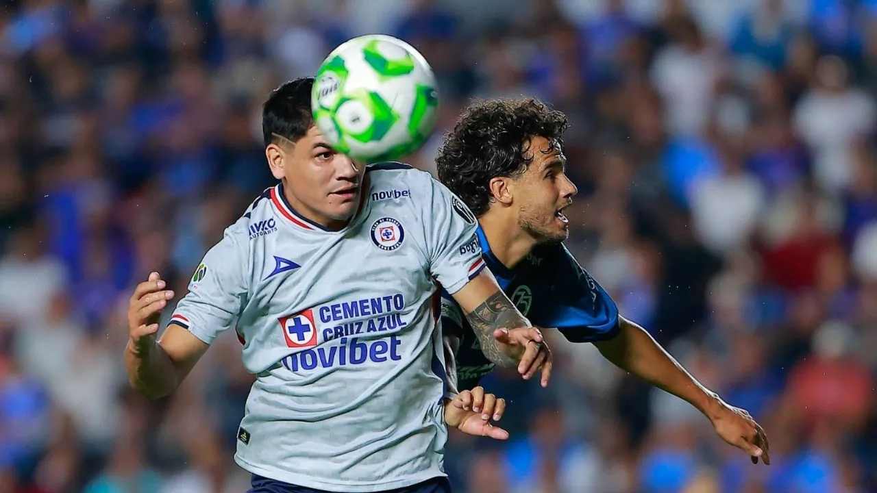 Cruz Azul extiende su racha sin triunfos al empatar 1-1 con Querétaro