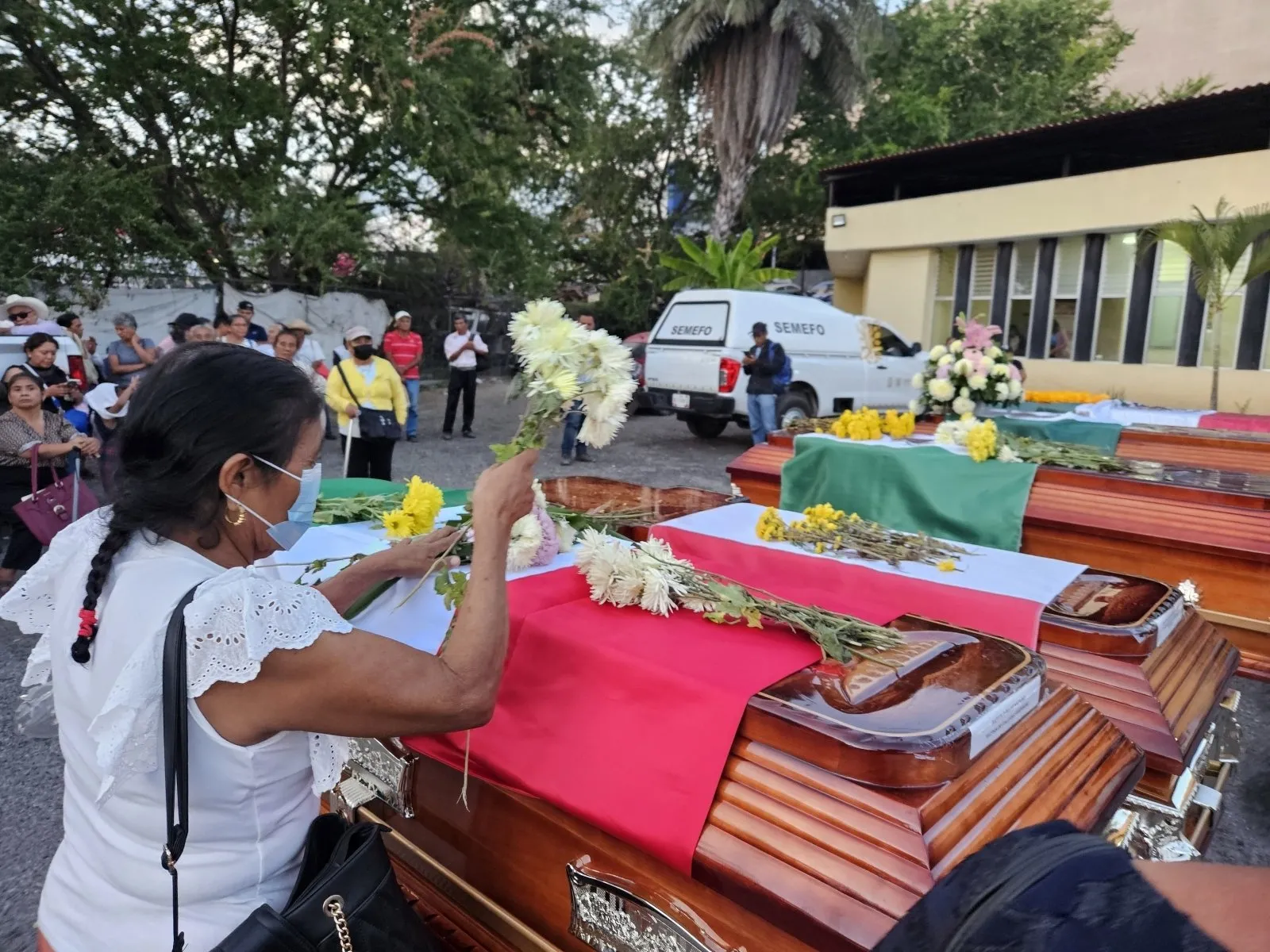Más de 50 años después, recuperan cinco cuerpos de campesinos ejecutados por el Ejército