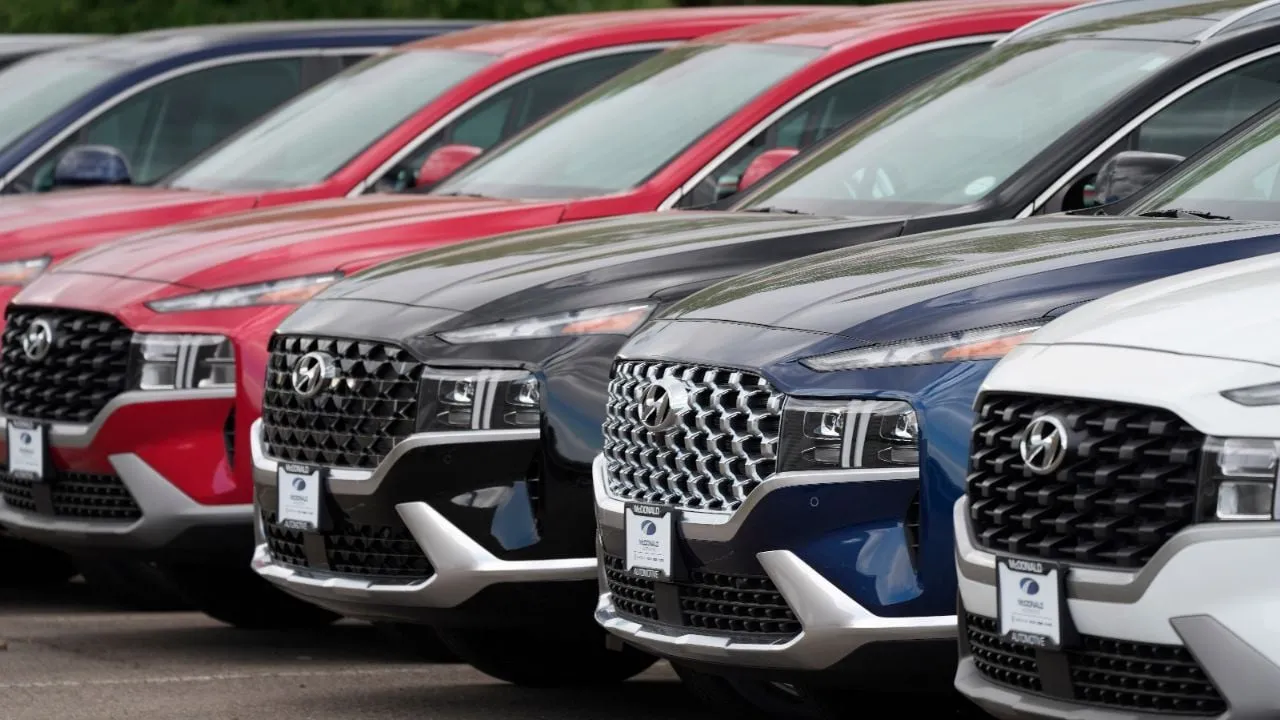 Ebrard asegura que Hyundai seguirá produciendo su modelo Tucson en Nuevo León