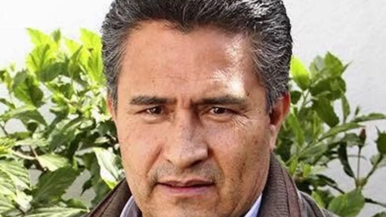 Renuncia masiva de colaboradores del medio digital e-consulta “por injerencia gubernamental”