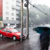 Llega la onda tropical 29; lluvias fuertes e intensas este martes en los siguientes estados