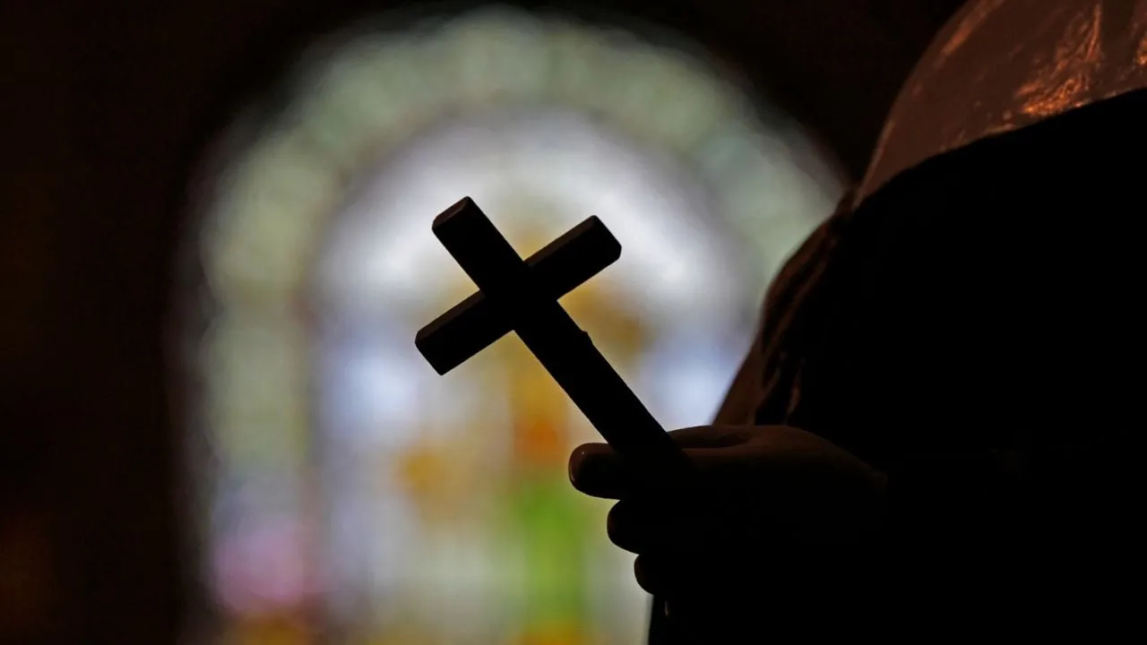 Capacitan a sacerdotes para que aprendan a dialogar y negociar con el crimen organizado