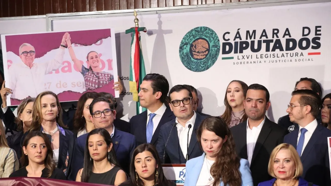 PAN presenta solicitud de juicio político contra Rubén Rocha Moya
