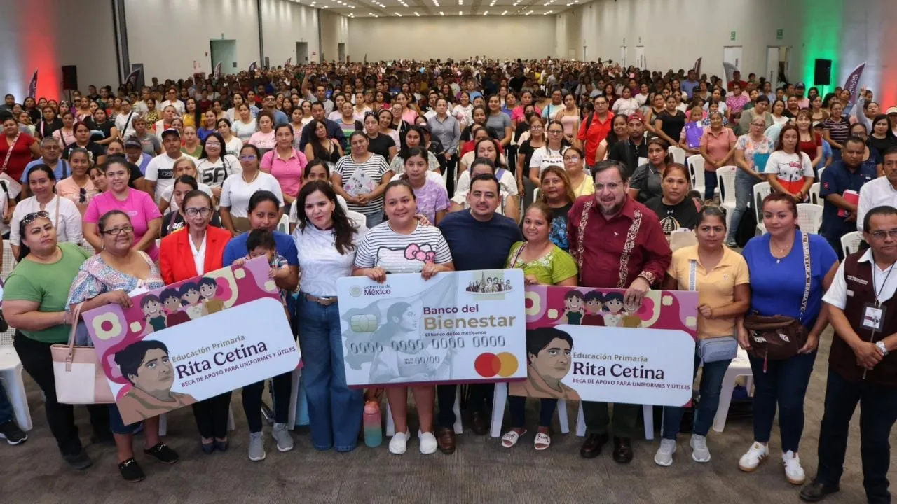 Arranca entrega de tarjetas de la Beca Rita Cetina: estos son los requisitos