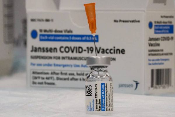 EEUU reanuda aplicación de vacuna COVID de Johnson & Johnson