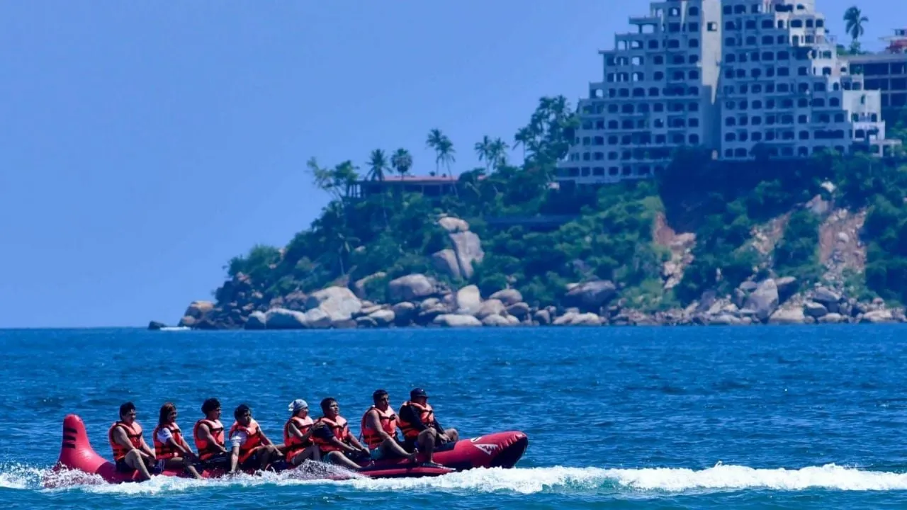 Hoteleros y empresarios prevén afectaciones por alerta de viaje de EU hacia Guerrero