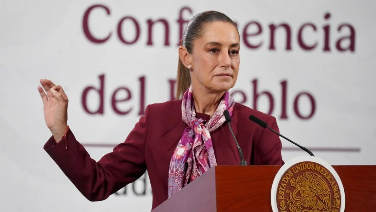 Sheinbaum adelanta acuerdo entre Hacienda y refresqueras para reducir cantidad de azúcar en bebidas