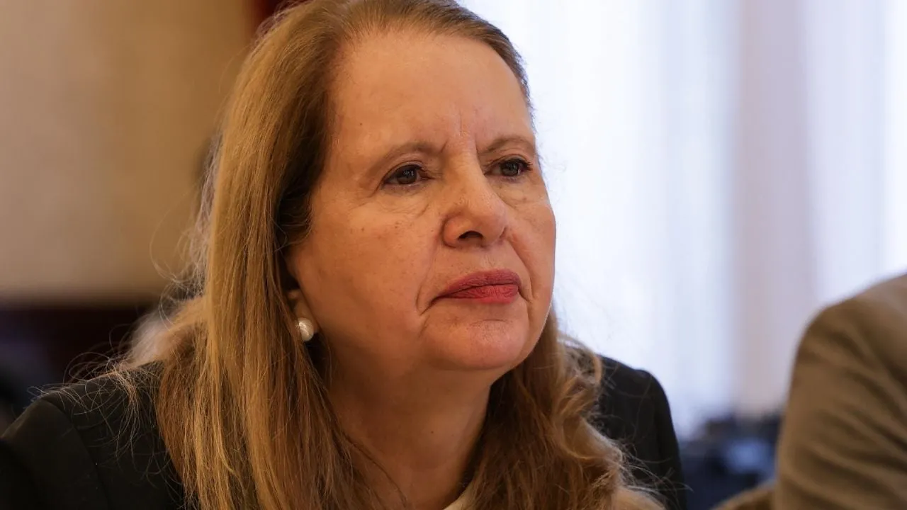 Ministros acuerdan seguir usando toga y ser una “Corte itinerante”