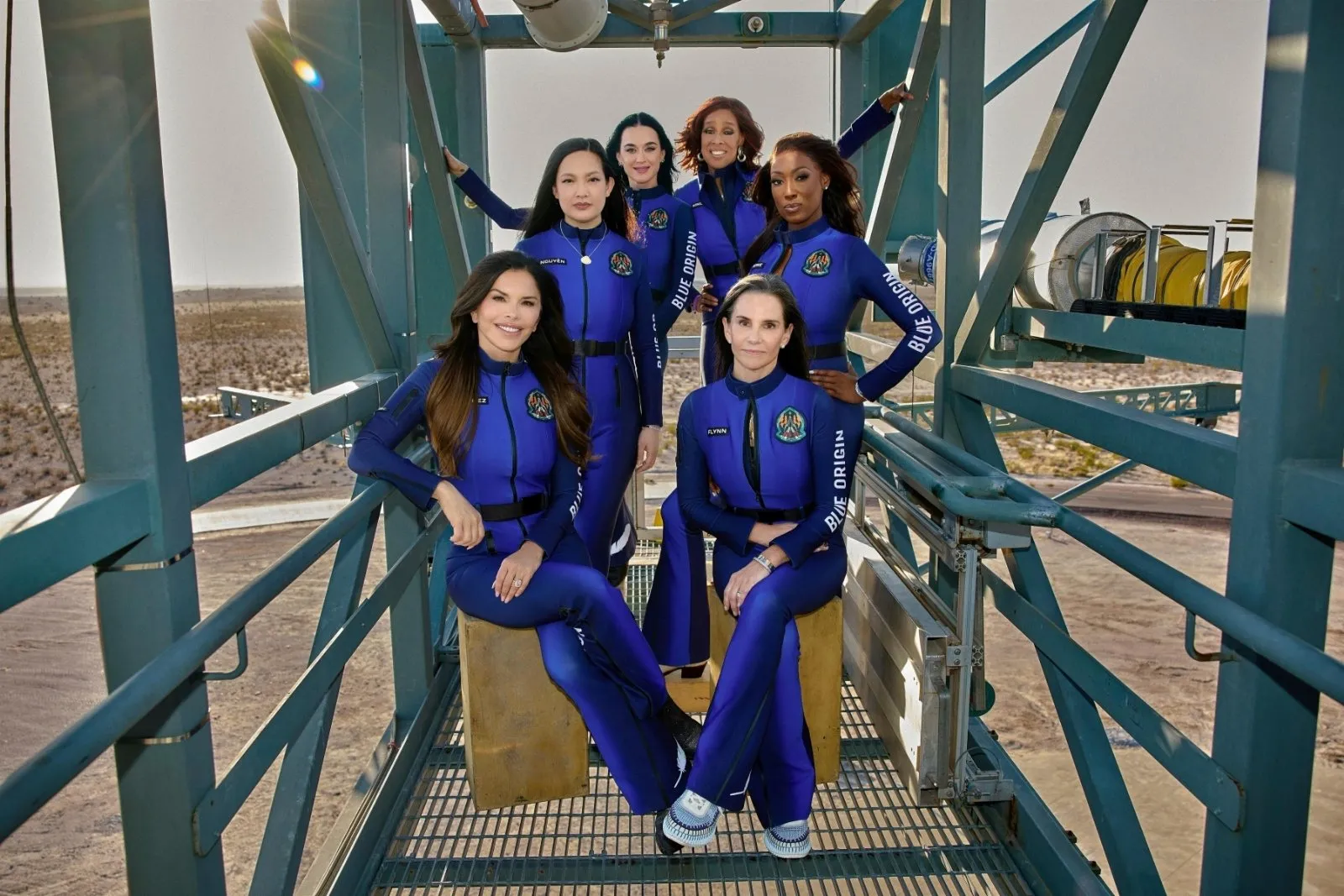 Blue Origin lanza tripulación femenina con Katy Perry, Gayle King y Lauren Sanchez