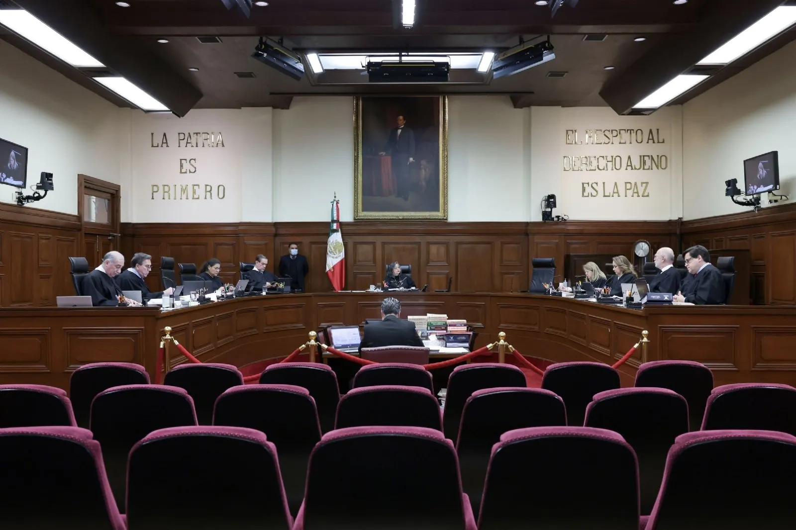 Corte pospone debate sobre IVA de maquiladoras