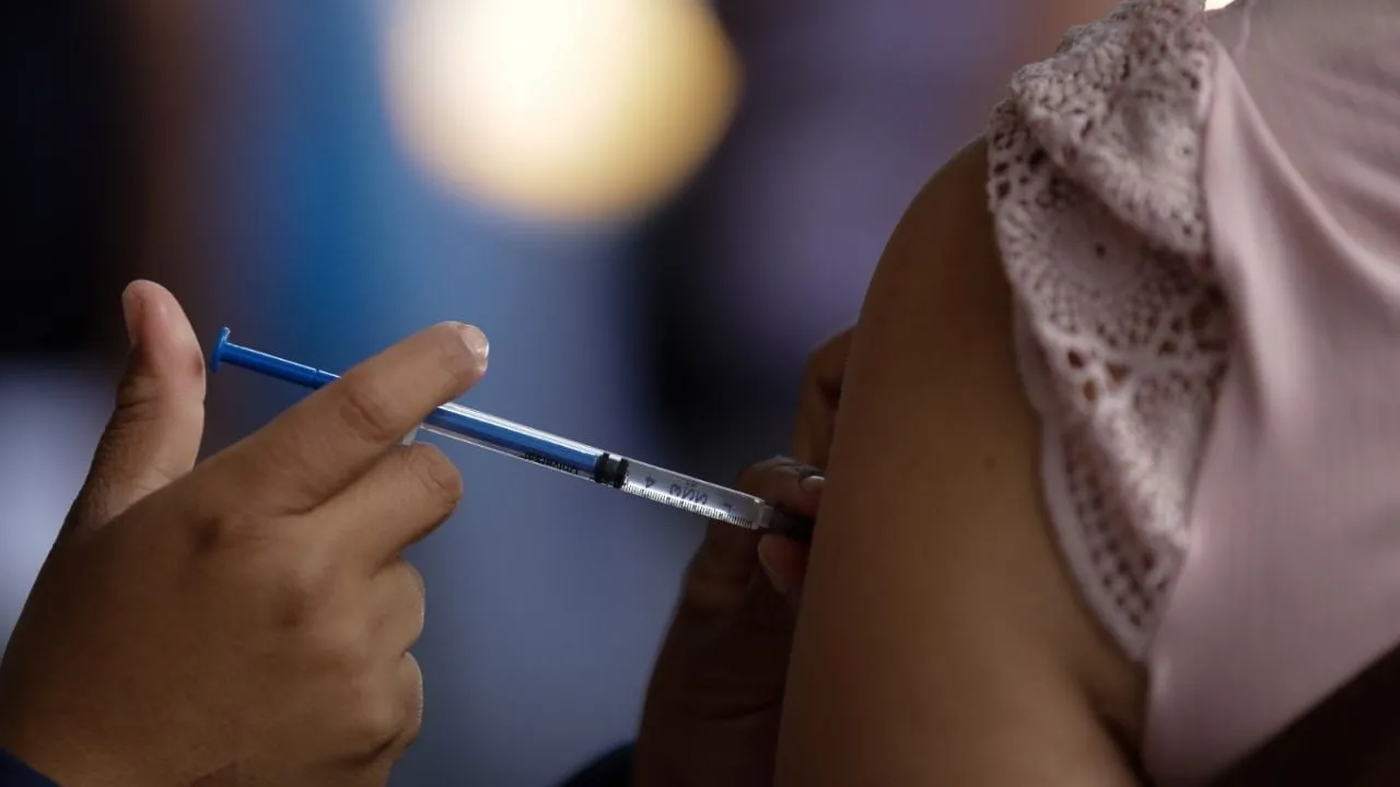 ¿Por qué las personas mayores de 50 años no necesitan vacunarse contra el sarampión?