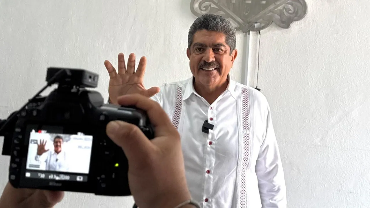 Legisladores de Morena harán colecta para pagar el hospital de Manuel Espino