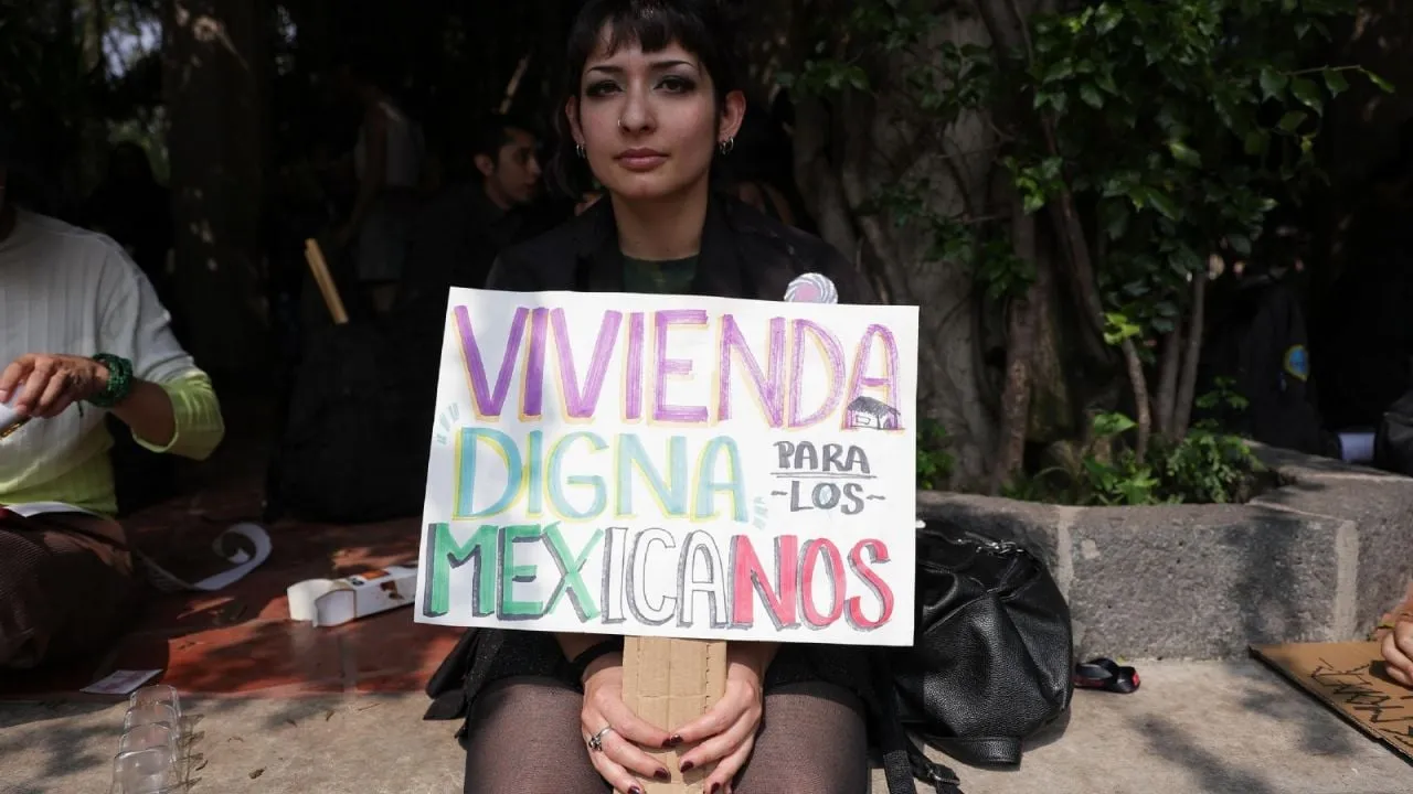 “Fuera gentrificadores”: primera manifestación contra la gentrificación en CDMX