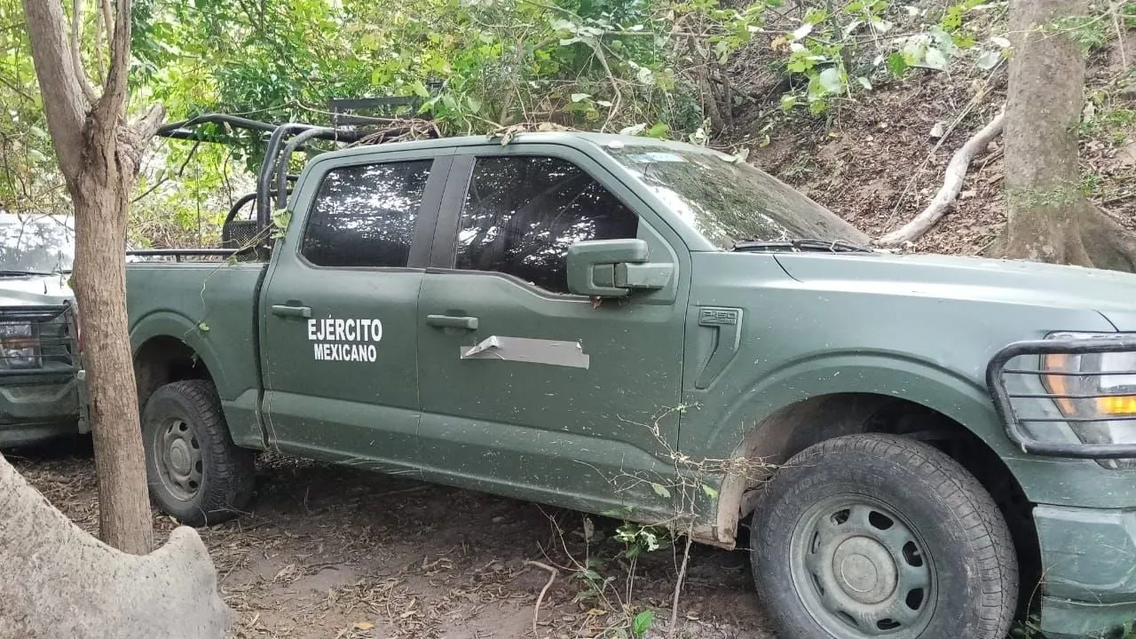 Detienen a siete presuntos criminales y aseguran tres patrullas clonadas del Ejército en Chiapas