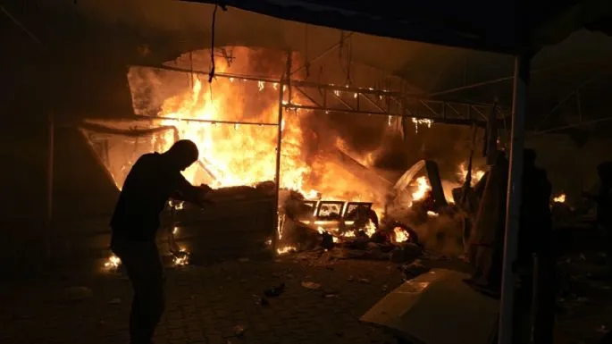 Israel ataque patio de un hospital en la Franja de Gaza; hay cuatro muertos