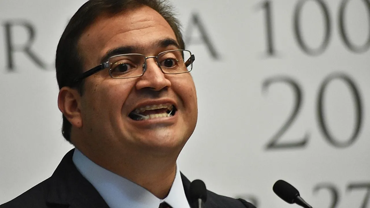 FGR busca impedir libertad anticipada de Javier Duarte; alega mala conducta