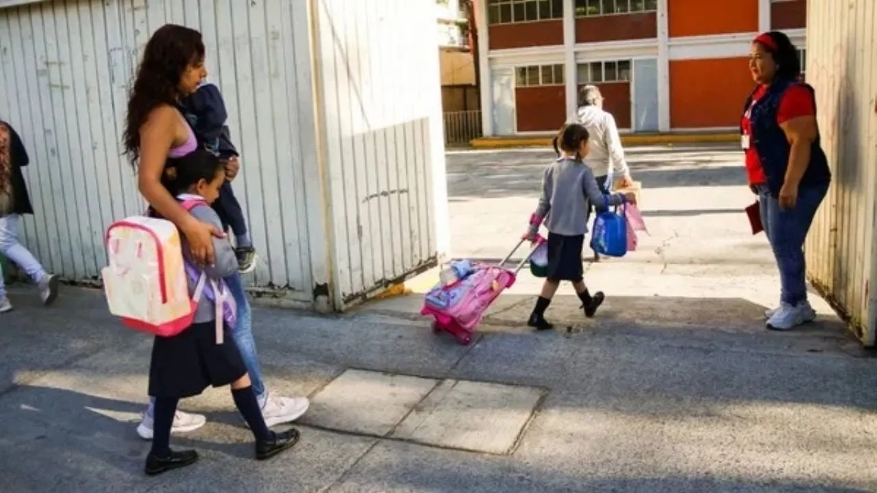 ¿Megapuente en mayo de 2025? Esto dice la SEP
