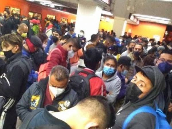 Pelea en MetroCDMX provoca retraso de servicio 