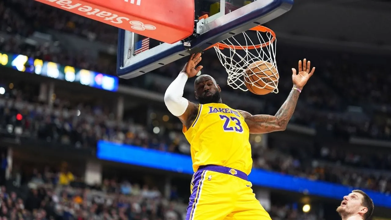 LeBron James rompe otro récord en la NBA y supera a Kareem Abdul-Jabbar