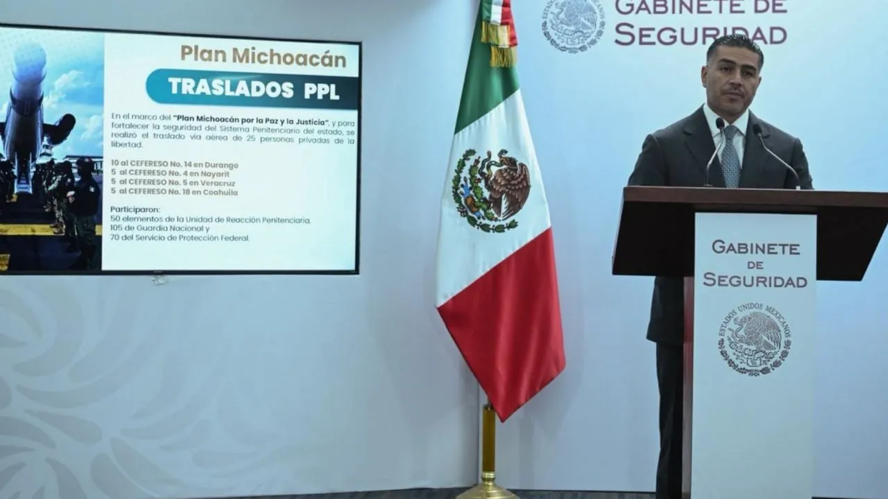 Trasladan a 25 reos de alta peligrosidad de Michoacán a penales federales: Harfuch