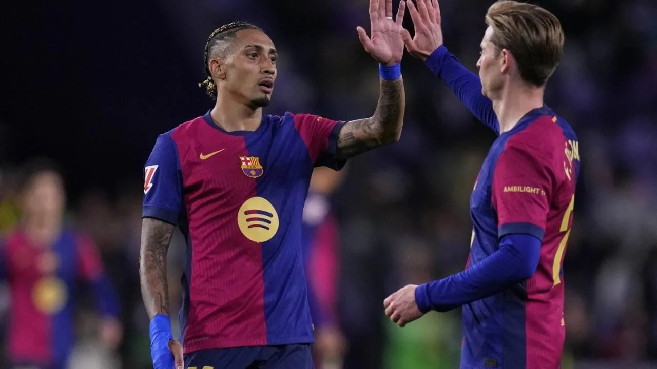 Barcelona vence 2-1 al Valladolid en LaLiga y sigue como líder