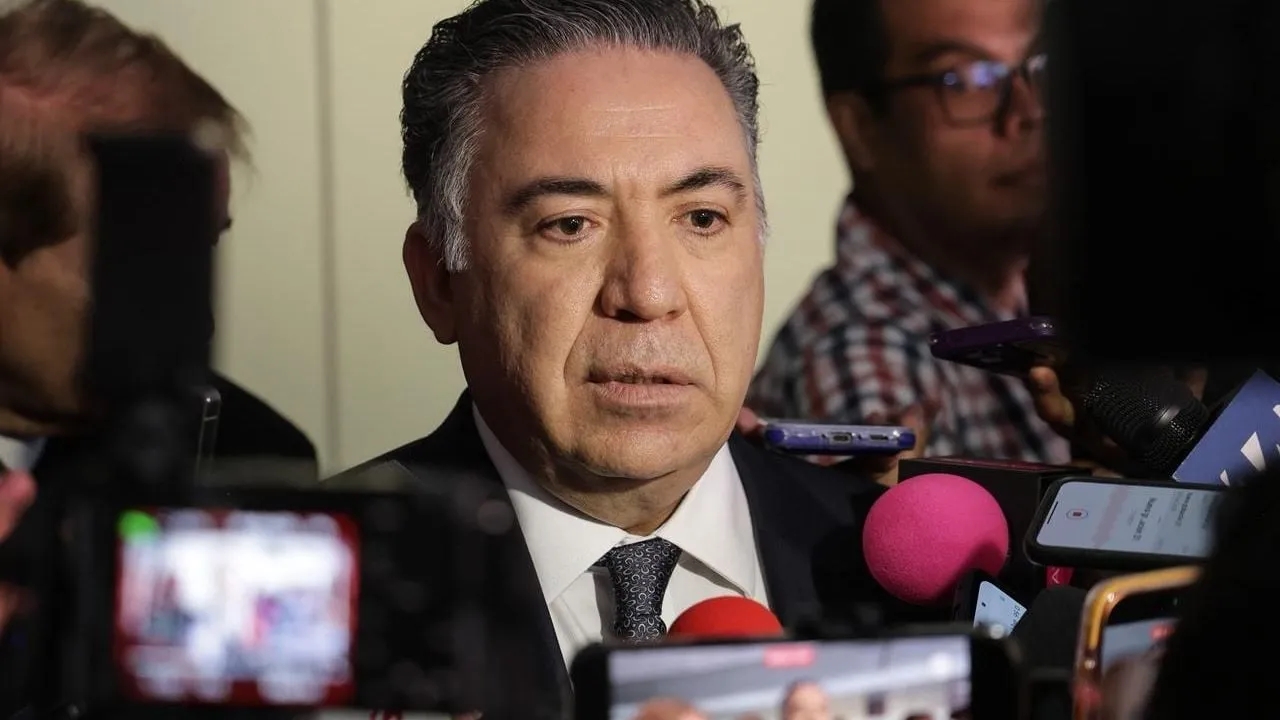 “Ataque e insidia contra Morena y AMLO”: Senador Enrique Inzunza rechaza vínculos con el narco