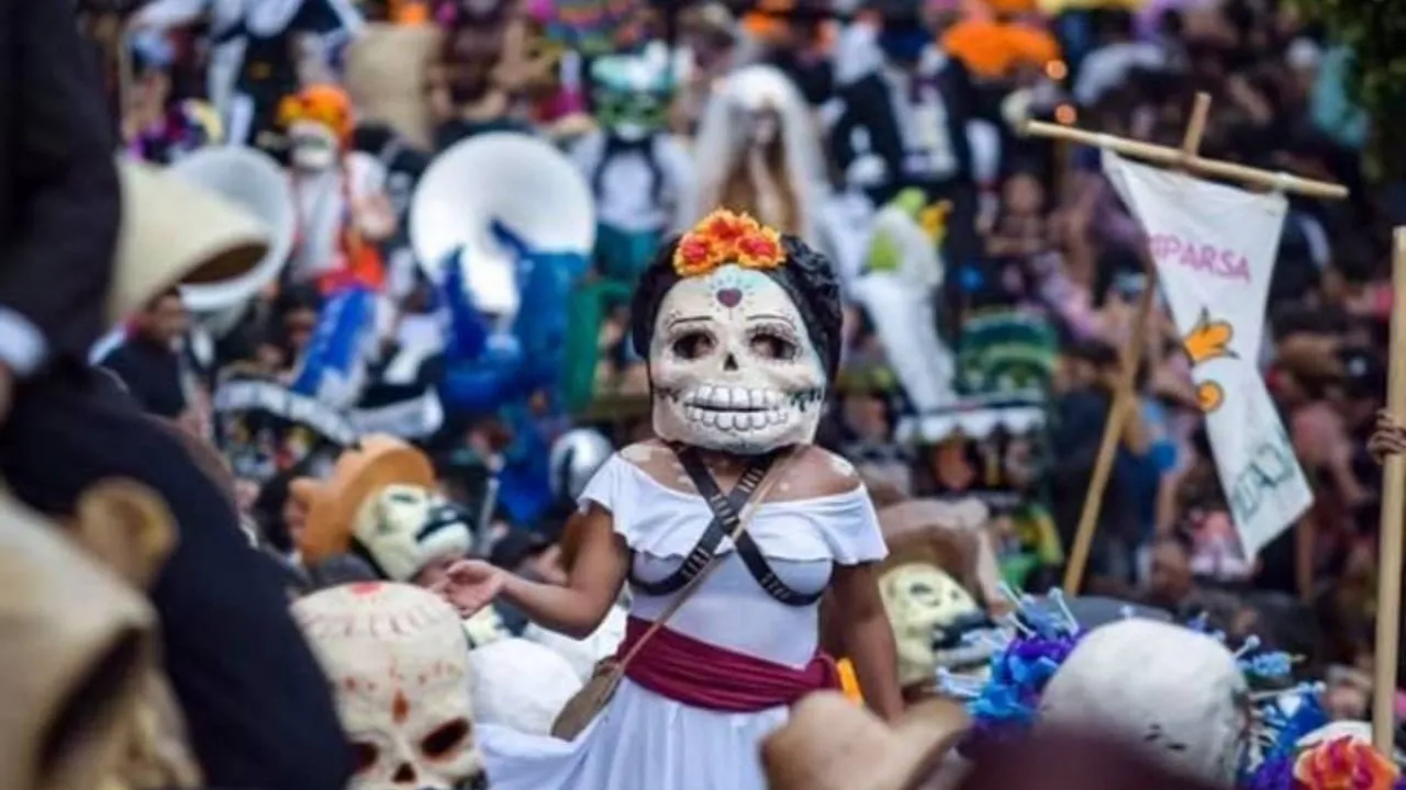 SSC desplegará más de 10 mil elementos para vigilar celebraciones de Día de Muertos en CDMX